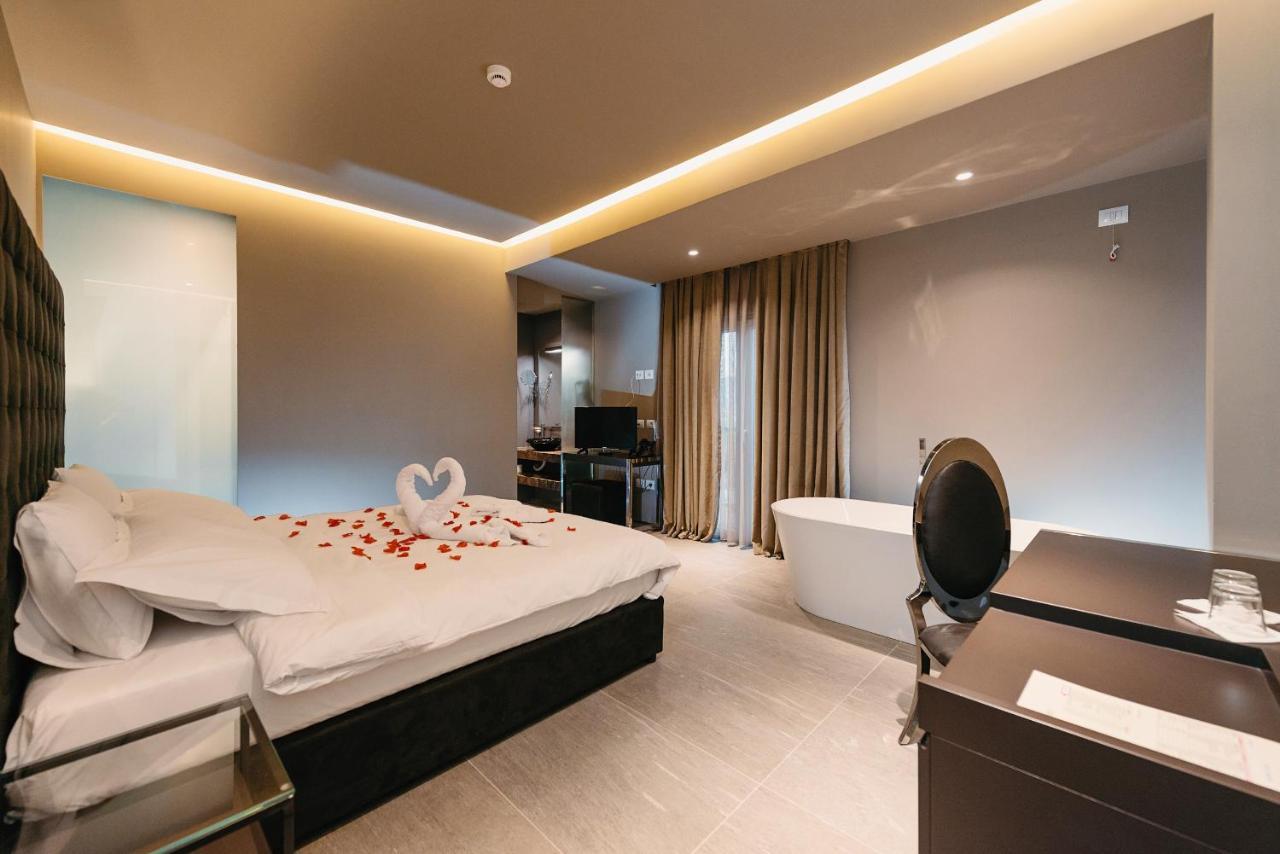 Hotel Egnatia Bërxull Eksteriør bilde
